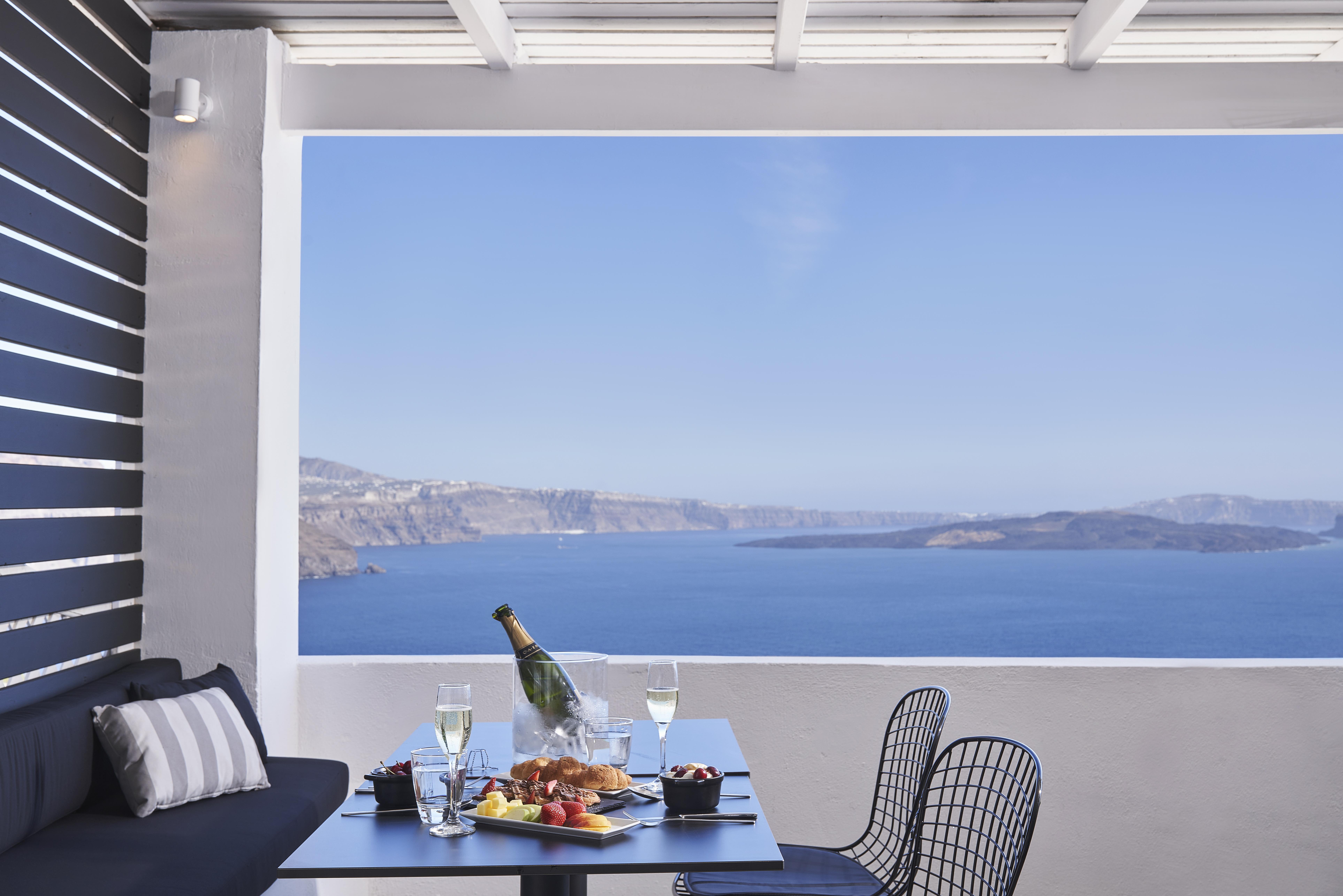 Mr And Mrs White Oia - Santorini Hotel Exterior photo